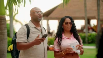 Lunettes de soleil Louis Vuitton LV Jewel portées par Toya Bush-Harris dans l'épisode « Married to Medicine » (S12E11)
