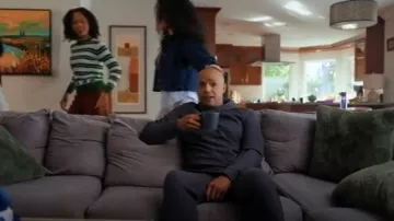 Short de jogging Lululemon Ease The Day porté par Christopher Turk (Donald Faison) dans l'épisode Scrubs (S01E01).