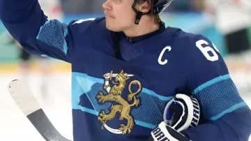 Maillot de hockey sur glace des Jeux olympiques d'hiver de 2026 de Mikael Granlund