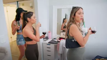 Leggings taille haute Luxform® Lux portés par Angelica Jensen dans l'épisode Vanderpump Rules (S12E12)