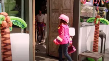 Dolce & Gabbana Kids Sicily Glitter Shoulder Bag worn by Lisa Vanderpump as seen in Vanderpump Rules(S12E12)