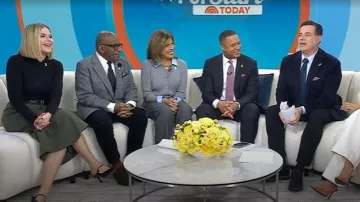 Mules à bout pointu Larroudé Ines portées par Jenna Bush Hager, vues dans l'émission Today le 26 février 2026.