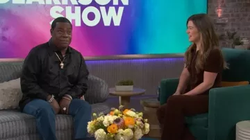 Alice + Olivia Gorgeous Wide Leg Jumpsuit worn by Kelly Clarkson as seen in The Kelly Clarkson Show on  February 24, 2026