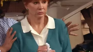 Bobbie Happys Place S02 Blue V-Neck Sweater worn by Bobbie (Reba McEntire) as seen in Happy's Place