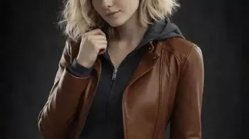 Veste en cuir marron de Resident Evil Requiem Grace Ashcroft