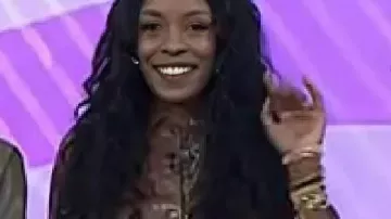 Aujourd’hui, la veste en cuir Nyakio Grieco en cuir peplume telle que vue dans Today