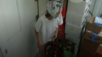 Sac médium en cuir Miu Miu Miu Aventure Nappa porté par Amanda Batula tel que vu dans Summer House (S10E05)