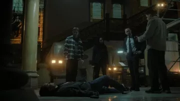 Theory Demitria Wool Blend Flared Pants worn by Det. Lena Silver (Sonequa Martin-Green) as seen in Boston Blue (S01E10)