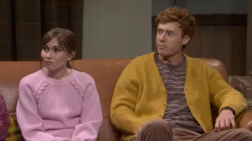 Cardigan Manastash Aberdeen llevado por Ben Marshall visto en Saturday Night Live (S51E13)