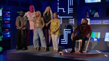 Citizens of Humanity Light Wash Horseshoe Jeans worn by Kate Chastain as seen in House of Villains (S03E03)