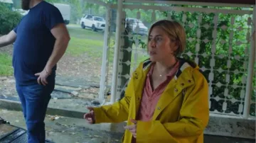 Camiseta Rails Cito Rose llevada por Erin Napier vista en Home Town (S10E08)
