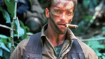 Arnold Schwarzenegger Predator 1987 Gilet tactique hollandais porté par le major Alan « Dutch » Schaefer (Arnold Schwarzenegger) tel qu’on le voit dans Predator