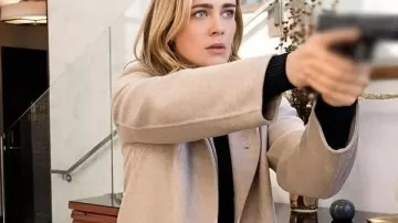 Melissa Roxburgh The Hunting Party S02 Abrigo de lana