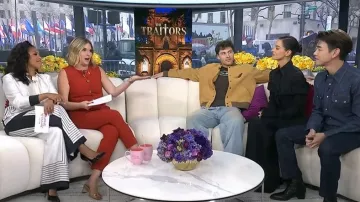Ann Taylor Le pantalon large en satin porté par Sheinelle Jones tel que vu dans Today with Jenna & Sheinelle le 3 mars 2026