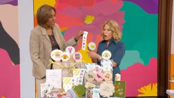 Akris Belted Stretch Cotton Denim Shirtdress worn by Tory Johnson as seen in Good Morning America on March 4, 2026