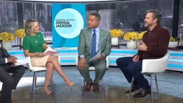 Madewell Bouclé-tricot Pull à col rond porté par Dylan Dreyer tel que vu dans Today le 10 mars 2026
