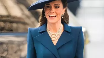 Kate Middleton Servicio del Día de la Commonwealth 2026 Vestido de abrigo con la perfecta reverencia de Catherine al Rey Carlos se roba el protagonismo en el Servicio del Día de la Mancomunidad
