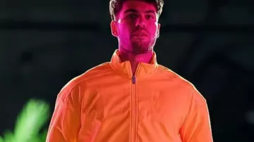 Carlos Alcaraz BNP Paribas Open 2026 Yellow Jacket de Carlos Alcaraz en Alcaraz vs Ruud | Resúmenes del partido | Ronda 4 BNP Paribas Open