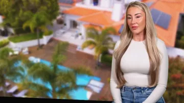 Skims Cotton Jersey Long Sleeve T Shirt worn by Leah Bowley as seen in Geordie Shore (S26E09)