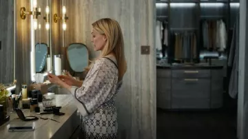 Brunello Cucinelli Printed Silk Robe worn by Stacy Clyburn (Michelle Pfeiffer) as seen in The Madison (S01E02)