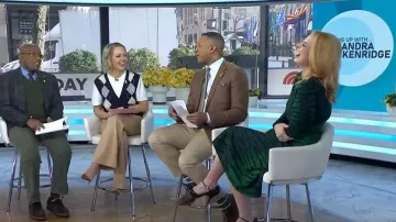 Pantalones Talbots Broad-Leg Ponte usados por Dylan Dreyer tal y como se ve en Today el 13 de marzo de 2026