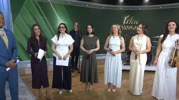 Vestido Midi plisado con cinturón de rejilla Reiss Ava usado por Mairéad Carlin, visto en Today the 16 de marzo de 2026