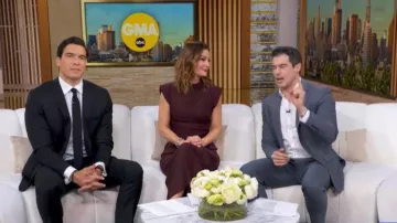 Robe Maxi en jersey élastique Stella Mccartney portée par Rebecca Jarvis, vue dans Good Morning America le 16 mars 2026
