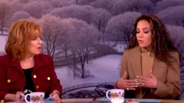 TWP La chaqueta Double Take que lleva Sunny Hostin vista en The View el 17 de marzo de 2026
