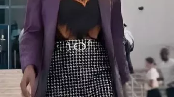 T-shirt à cœur porté par Morgan Gillory (Kaitlin Olson) en Haut Potentiel