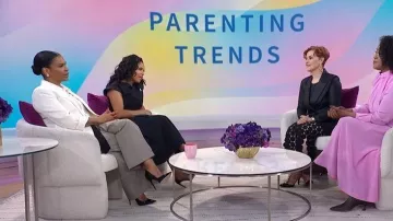 Zapatos de charol Manolo Blahnik usados por Sheinelle Jones como se ve en Today with Jenna & Sheinelle el 18 de marzo de 2026
