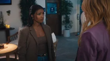 Haut Hattie de la Réforme porté par Daphne Forrester (Javicia Leslie) tel que vu dans High Potential (S02E14)
