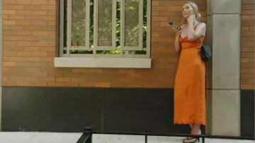 Vestido de lino Sara de la Reforma que lleva Bailey Taylor tal como se ve en Summer House (S10E07)