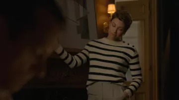 Weekend Max Mara Vibo Sweater worn by Kit Hennessey (Jill Wagner) as seen in Imperfect Women (S01E01)