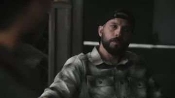 Buckle Ariat Logo Trucker Hat worn by Pete Calvin (Logan Marshall-Green) as seen in Marshals (S01E03)