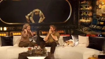 Jelado Cobain Mohair Cardigan Brulee llevado por Ryan Gosling visto en The Drew Barrymore Show el 23 de marzo de 2026