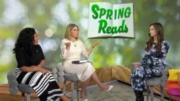 Robe Maxi à manches longues en maille Bunch of Roses de Stella McCartney portée par Ariel Sullivan, vue dans Today with Jenna & Sheinelle le 24 mars 2026