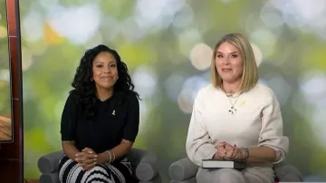 Ann Taylor Weekend Pointelle Sweater Tee worn by Sheinelle Jones as seen in Today with Jenna & Sheinelle  on March 24, 2026
