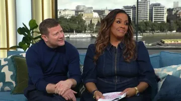 Vestido midi Monsoon Erin con cremallera y delantera llevado por Alison Hammond, visto en This Morning de febrero de 2026