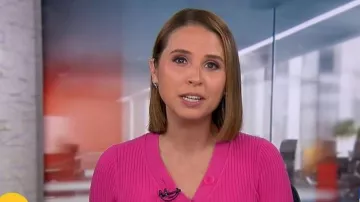 Cardigan en tricot côtelé Sandro Gabrielle porté par Elizabeth Schulze tel que vu dans Good Morning America le 23 mars 2026