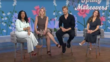 Sandalias de ante Manolo Blahnik Betimusa 70 llevadas por Jenna Bush Hager vistas en Today with Jenna & Sheinelle el 25 de marzo de 2026