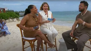 Sandalia PatBO Gal llevada por Sheinelle Jones vista en Today with Jenna & Sheinelle el 26 de marzo de 2026