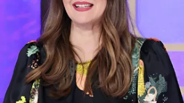Hollywood Squares S02 Drew Barrymore Pleated Sleeve Blouse