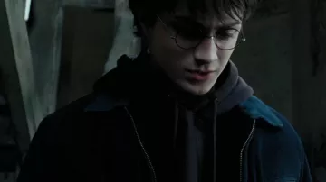 Navy blue zippered jacket worn by Harry Potter Daniel Radcliffe in the movie Harry Potter and the Prisoner of Azkaban