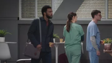 Chaqueta Rains Liner Shirt usada por Winston Ndugu (Anthony Hill) como se ve en Grey's Anatomy (S22E15)