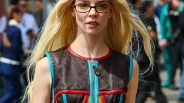 Anya Taylor-Joy F1 Gran Premio de Japón 2026 Chaleco de Anya Taylor-Joy en Anya y Lewis Hamilton en el Gran Premio de Japón F1 2026❤️ ???? #anya #lewishamilton #formula1 #f1