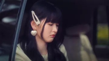 Zenarao 2Pcs Snap Pearl Grandes pinces à cheveux Épingles Barrette Cravates Cheveux portés par Eunice Kang (Ryu Han-bi) comme on le voit dans XO, Kitty (S03E01)