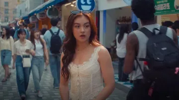 Corsé Out From Under Dolce Verano usado por Katherine 'Kitty' Song Covey (Anna Cathcart) como se ve en XO, Kitty (S03E01)