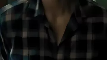 Plaid Shir porté par (Charlize Theron) dans Apex Legends
