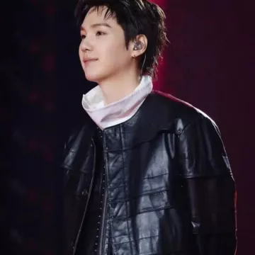 BTS La chaqueta de Suga en directo de regreso en la cuenta de Instagram @minsugajiminie9395