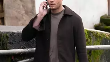 Justin Hartley Tracker S03 Brown Wool Jacket